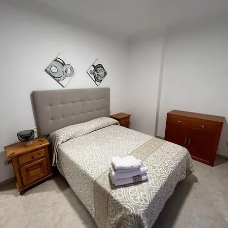 Grosse Terrasse Mit Esstisch, Markise. Einfach Apartamento *