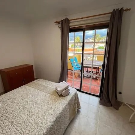 Grosse Terrasse Mit Esstisch, Markise. Einfach Los Realejos