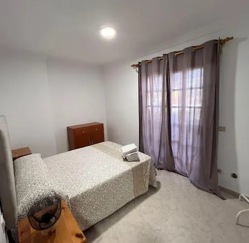 Grosse Terrasse Mit Esstisch, Markise. Einfach Apartamento *